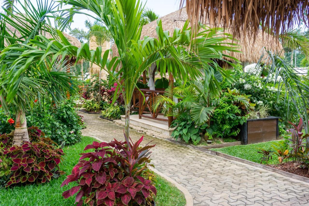 Tsaakik Jungle Hotel & Spa Cancún Exterior foto